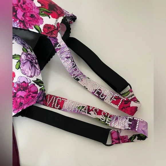 Victoria’s Secret Rhinestone Bombshell Plunge Padded Push-Up Bras 34C Set of 2 - Picture 11 of 12